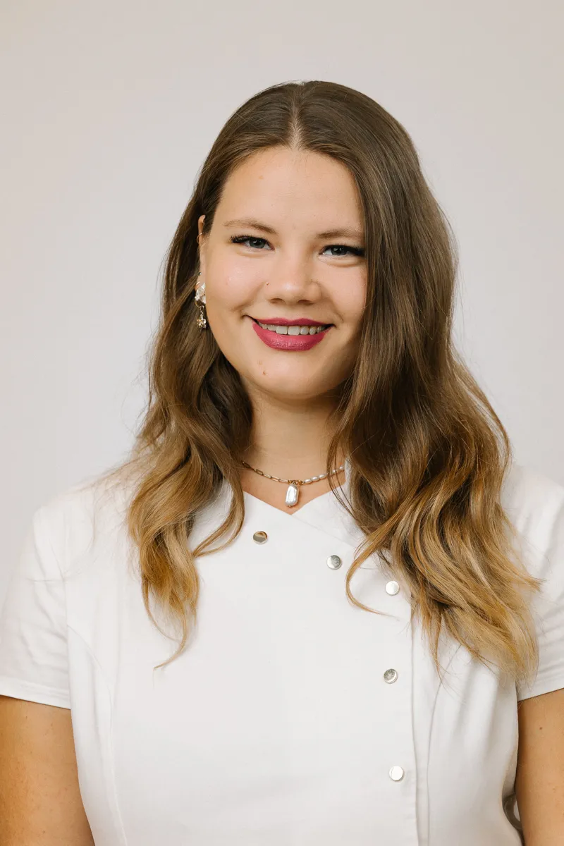 Dr. Nadīna Bērtulsone